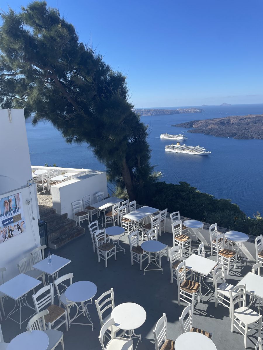 Ausflugsfoto - in Santorin - Griechenland - Mittelmeer - Kreuzfahrt mit MSC Lirica - 2024 - Bild 5