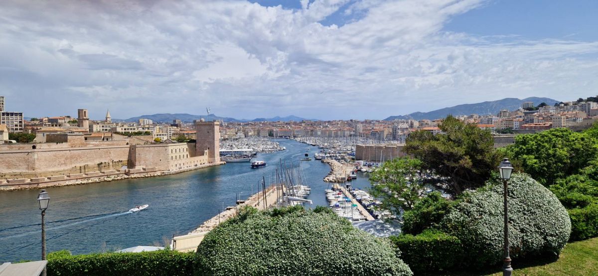 Ausflugsfoto - in Marseille - Frankreich - Mittelmeer - Kreuzfahrt mit Mein Schiff 1 - 2025 - Bild 2