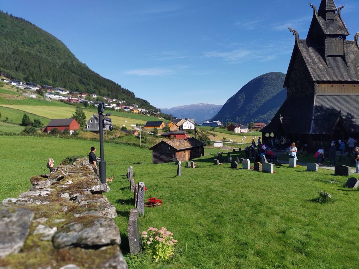 Ausflugsfoto - in Bergen - Norwegen - Nordeuropa - Kreuzfahrt mit AIDAdiva - 2025 - Bild 4