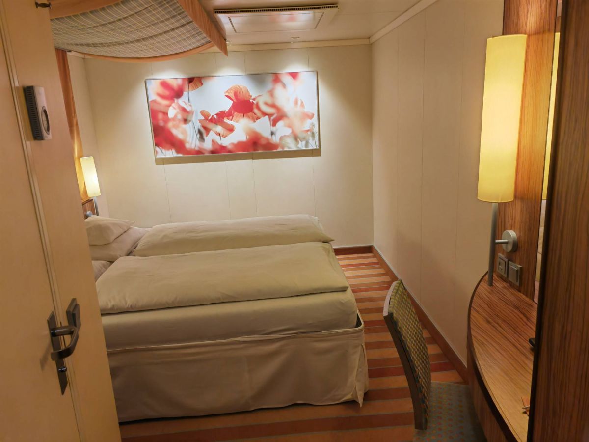 Kabinenfoto - auf AIDAluna - Innenkabine - Nummer 8366 - Kreuzfahrt Westeuropa - 2025