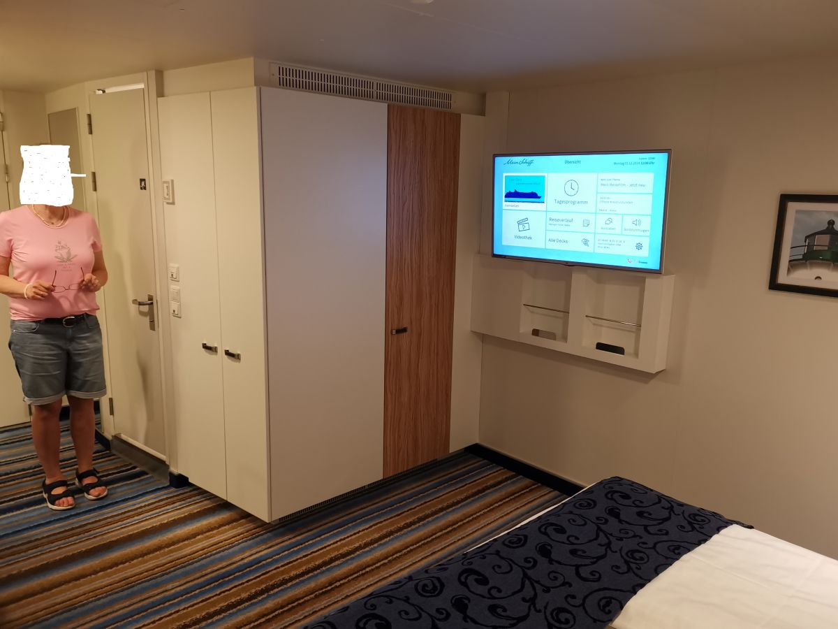 Kabinenfoto - auf Mein Schiff 4 - Innenkabine - Nummer 10160 - Kreuzfahrt Orient - 2024 - Bild 2