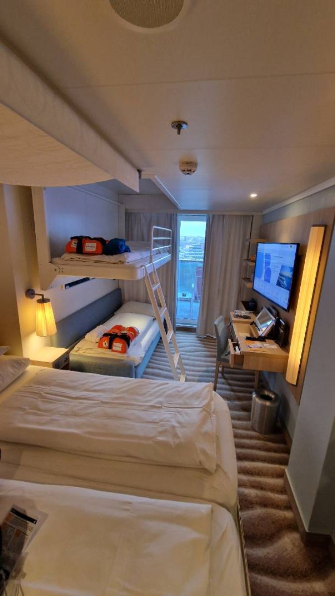 Kabinenfoto - auf AIDAnova - Balkonkabine - Nummer 16068 - Kreuzfahrt Nordeuropa - 2025