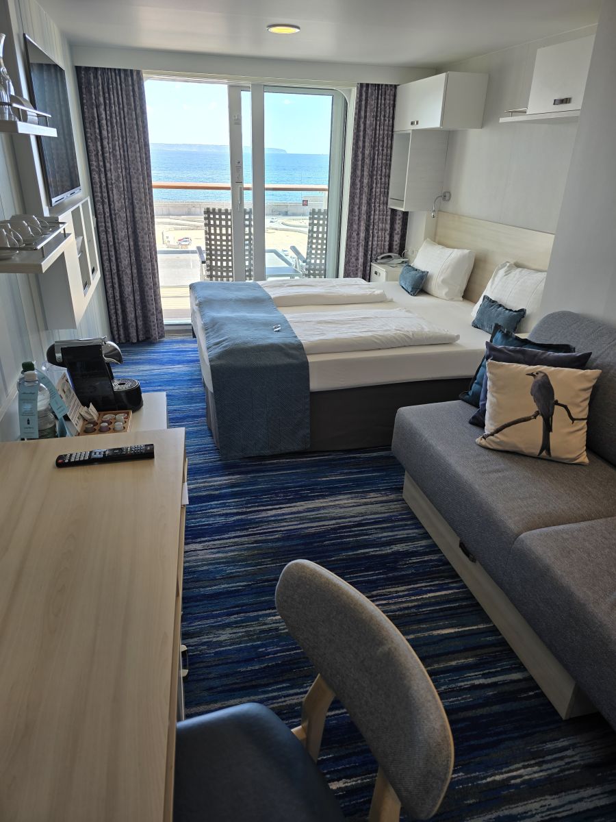 Kabinenfoto - auf Mein Schiff 2 - Balkonkabine - Nummer 9021 - Kreuzfahrt Kanaren - 2025 - Bild 7