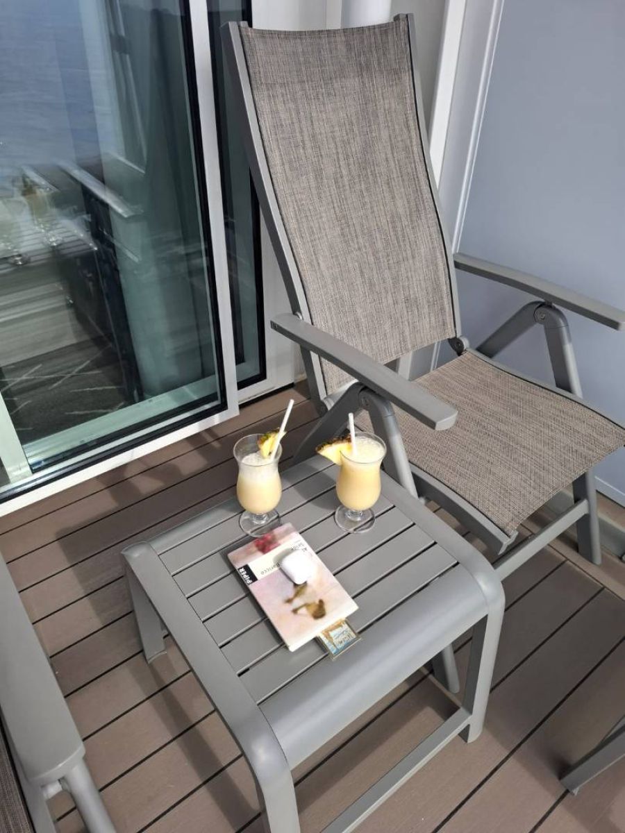 Kabinenfoto - auf Mein Schiff Relax - Balkonkabine - Nummer 12043 - Kreuzfahrt Mittelmeer - 2025